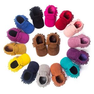 First Walkers Baby shoes newborn boys and girls the first walker Suedu cotton sofa shoe sole princess edge baby crib shoes casual Moccasins d240525