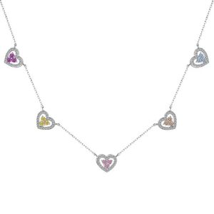 Pendanthalsband S925 Silver Heart Necklace Women Hollow Diamond Pendant Halsband Kvinnlig mousserande 5A Zirkondesign Luxury Jewelry Girl Holiday Q240525
