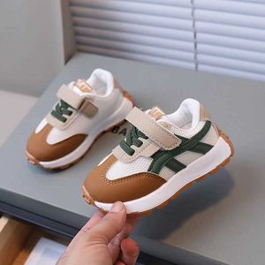 First Walkers 2024 Spring and Autumn Baby Boys Mesh Mesh Treasable Sneakers Girls Anti Slip Trend Trend Running Shoes Toddler Outdoor Shoes Q240525