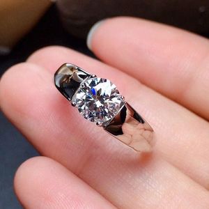 수제 2ct 실험실 Moissanite Ring 925 남성 파티 보석 선물 선물 Fuofu를위한 스털링 실버 약혼 웨딩 밴드 반지