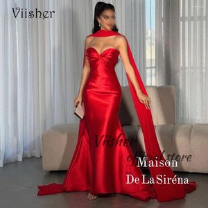 Vestidos de festa Viisher Red Setin Mermaid Night Prom com Cape Sweetheart Ocidental Formal Dress Vestido Arábico Dubai Vestidos de Casento