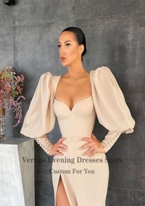 Verngo New Vintage Champagne Puff Long Sleeves Long Sleeves Side Side Slit Sweetheart chiffonsatin 2021 Modern Sital Party Gown LJ4267558