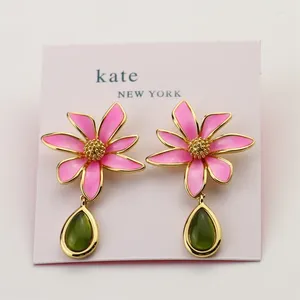 Brincos de garanhão 1: 1 de alta qualidade Kate Pearl Flower Jewerly For Women Spade Jewelry Gift Wife namorada
