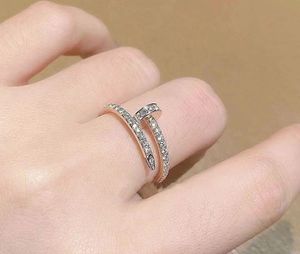 Дизайнерские ювелирные украшения кольцо ногтя кольцо модные ювелирные украшения для женщин простая французская мода Light Luxury Brand Jewelry Party Gist