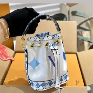 Nano kobieta torebki kubełkowe mini designerskie torebki z literą kwiatowe torby na ramię 16 cm torebki luksusowe torba crossbody 9 typów znakomitych