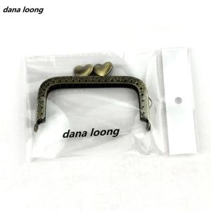 1 Piece 8.5 CM Antique Bronze or Silver Square Embossing Metal Purse Frame Love Heart Kiss Clasp For Bag Accessory