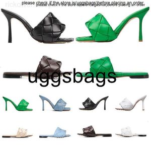 scarpe bottegaa botega scarpe designer sexy scivoli piatti lido sandali da donna pantofole per muli quadrati scarpe da donna da donna tacchi alti tacchi scarpe vestito di alta qualità e