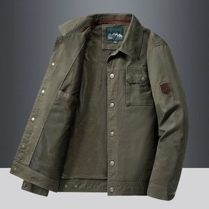 Mens Autumn Jacket Spring Fashionabla Bomber Windproof Jacket Jacket Herrkläder blixtnedslag Militärmästare Män topp 240516