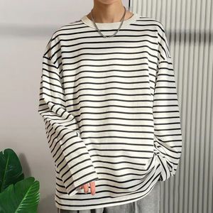 Casual Round Neck Top For Men Stylish Mens Long Sleeve Striped Tshirt Spring Autumn Comfortable Loose Shirt 240520