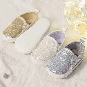 First Walkers Infant Baby Girls Boys Canvas Shoes Soft Sole Toddler Slip On Newborn Casual Sneaker Boys Flat Lazy First Walkers Shoes Q240525