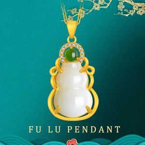 Pendant Necklaces New Fushou Gourd Jade Pendant Necklace with Gilded Inlaid Exquisite Womens Neck JewelryHXYS029 Q240525