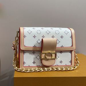 24SS Kvinnor Dauphine Shoule Påsar Färgglada blommor Diagonal Crossbody Väska för damer Luxur Designer Handväska Korthållare Outdoor Wallet Uppi Uppi