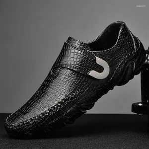 Повседневная обувь итальянская патентная кожа крокодила наборы наборов ноги Moccasin Формальный мужской дизайнер размер 38-46