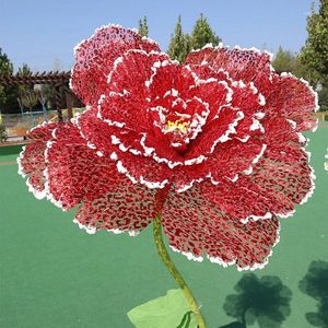 装飾的な花豪華なゴールドフォイル牡丹花皆様ウェディングパーティーロードガイド背景装飾人工ローズアレンジメント芝生のレイアウト