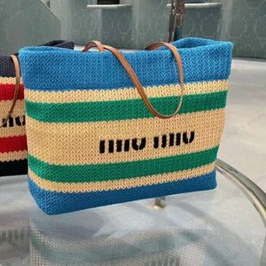 STRAW HURD HOLW HOLLOW TOE PAG BEACH BAG Fashion Designer Bag Womens Shopping Bags Summer Totes Woven Shoulder Beach Bag Handväska