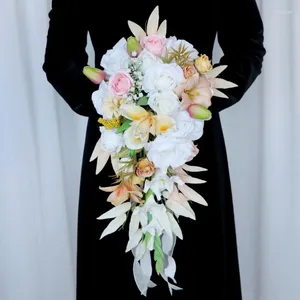 Dekorativa blommor Bröllopsbuketter Flower Bridals Bridesmaids Hold Artificial Party Decors