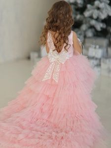 Graceful high low Flower Girl Dresses For Wedding feather Long train Toddler Pageant Gowns Tulle Sweep Train birthday party First holy Communion multilayer Dress