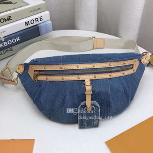 Borsa di denim Bumbag Fashion Women Designer Luxury Borse Crossbody Borse in pelle Blu Denim Flower Fanny Pack for Girls