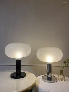 Lâmpadas de mesa 2024 Moderno simples de vidro fosco cromado decoração de metal e27 lâmpada de estilo coreano nórdico Luz de leitura