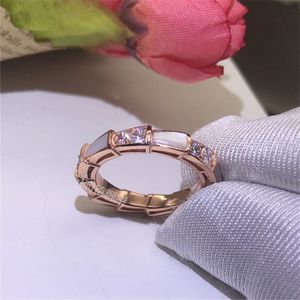 Nuovo Anello in acciaio in acciaio di titanio argento in oro rosa in oro rosa diamante in acciaio in acciaio anello osseo osseo femminile e fidanzamento gioielli Mekvn