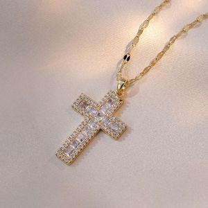 Cross Zircon Jewelry Simple and Unique Design Pendant Women's Accessories Necklace Acceorie