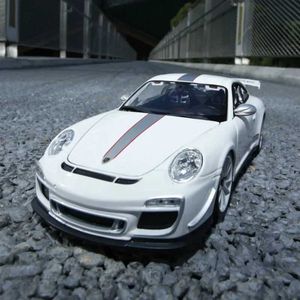 Автомобили Diecast Model Cars 911gt3 Белый сплав модель модели детской коллекционные украшения игрушек Комната Детский рождественский подарок D240527