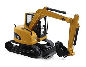 Diecast Model Cars 1 64 Scale Die Casting Alloy Engineering Vehicle Model Toy Car Caterpillar Excavator Simulation Model Scene Layout Toy Free Shipping S2452722