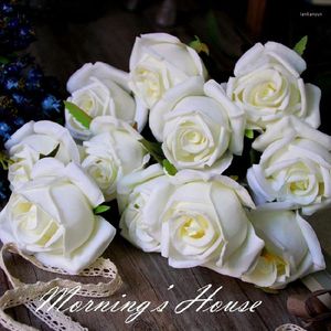 Fiori decorativi Milk di alta qualità Milk White Touch Touch PU Latex Rose Ornamento artigianale falso artificiale per decorazioni per la casa