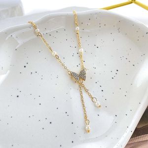 ins New creative niche and minimalist design light butterfly pearl necklace collarbone chain