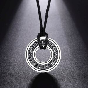 Fashion Necklace Designer Jewelry Sailormoon Vintage Nordic Rune Necklaces for Men Stainless Steel Norse Runes Viking Jewerly Pagan Elder Futhark Pendant Amulet T