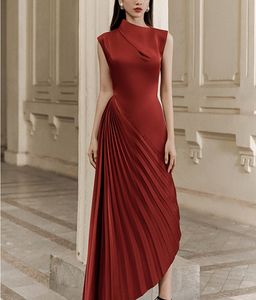 Elegant Bourgogne Asymmetrisk aftonklänning 2024 O-hals ärmlös veck ankellängd Kvinnor Formella klänningar Party Prom klänningar Saudiarabien Robe de Soiree