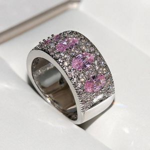 Kvinnors modesmycken 925 Sterling Silver Oval Cut Pink Topaz Cz Diamond Eternity Women Wedding Engagement Band Ring for Lover G 320R