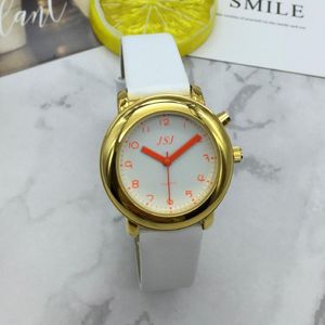 English Talking Watch With Alarm Function For Ladies Date And Time Wristwatches 259t