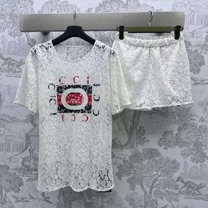 Hot Sale Designer Lace Women Passar Summer 2024 LACE Embrodery Letter Tryckt Kort ärm T -skjortor Linning av tees Casual Shorts Set för damer FZ2405271