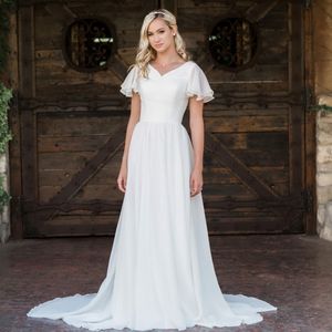 2020新しいA-Line Chiffon Boho Modest Wedding Dresses with Flutter Sleeves v Neck Bottons Back Inforcal Beach Bridal Gownsボヘミアンローブ196f