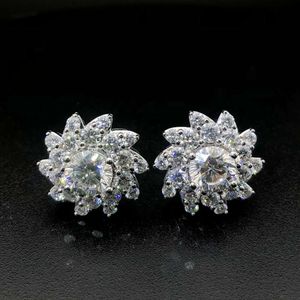 Fabrik high end Custom Real Sterling Sier 9K/10K/14K // Moissanite Lab Diamond Fine Earrings