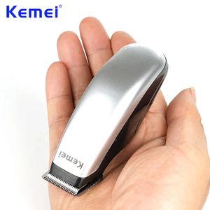 Kemei Ly Design Electric Hair Clipper Mini Portable Hair Trimmer Cutch Machine Beard Barber Razor Men Stry Tools KM-666 240520