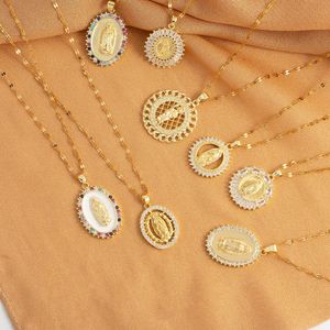 Modehalsband designer smycken segelmån oval rund plack inlag