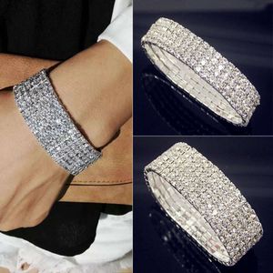 Modehalsband designer smycken segeloroon lyx full vit aaa cz zirkon kristall elastisk armband bling is ut strass kvinnors armband för kvinnor bröllop