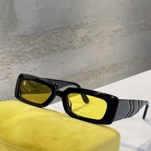 Adita G 0811s Top Original High Quality Designer Solglasögon för män Famous Fashionable Classic Retro Luxury Brand Eyeglass Fashion Desi 255f