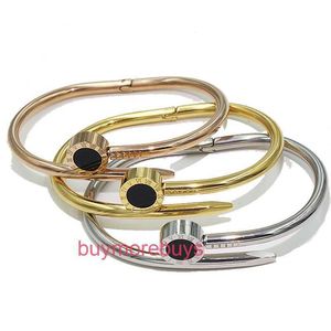 Pulseira de parafuso de designer unhas de pulseira adoram jóias de luxo cuidador original da moda 18k diamante de ouro para homens Bracelets de unhas Bracelete de jóias de prata 9yqg