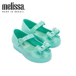 Sandaler Nya mini Melissa Childrens ananasfrukt Strawberry Jelly Girl Baby avokado förskoleskor D240527