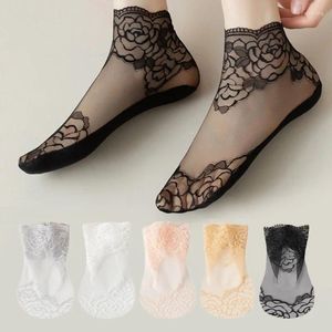 Kvinnors strumpor Kvinnor Lace Summer High Quality Fashion Vintag Cotton Sox Transparent Floral Lady Girl Thin Short Sock Slippers