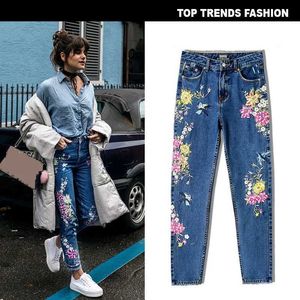 Kvinnors jeans 2023 kvinnor chic blommor broderade höga midja jeans raka fulla byxor mode strtwear koreansk stil bomull denim byxor t240523