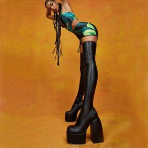 2024 Lady Sheepskin skórzana kwadrat 14 cm masywne wysokie obcasy rycerze buty Kobiety kwadratowe palce uda długie platforma kolan krótkie pluszowe buty ślubne rozmiar 35-43