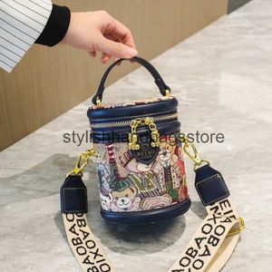 Cross Body Bear patterned cylindrical bag fashionable and fun single shoulder cross bag H240527