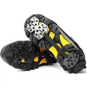 Utomhus 18 Tooth Manganese Steel Crampons Anti-Scid Shoe täcker Snöklor Vandring Fiskskor Naglar Snö lera isfångad