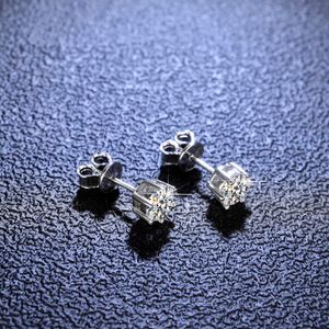 Partihandel Klassisk mossanitskruv bakåt örhängen lyxiga smycken 925 Sterling Silver VVS Moissanite Diamond Ear Stud för män Kvinnor