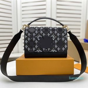 2021 Top -Qualität Crossbody Bag Handbags Geldbeutel Umhängetaschen Cowhide Leder Stickmuster Twist Lock Turnlock abnehmbar breite Straße 280W