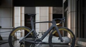 T1000ディスクブレーキホイルfor Road Complete Bike Black Bob Color Carbon Bicycle with Groupset Gold 65mm 6560ホイールセット